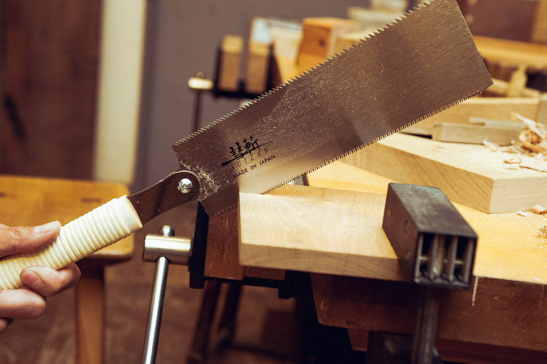 How to keep the saw sharp