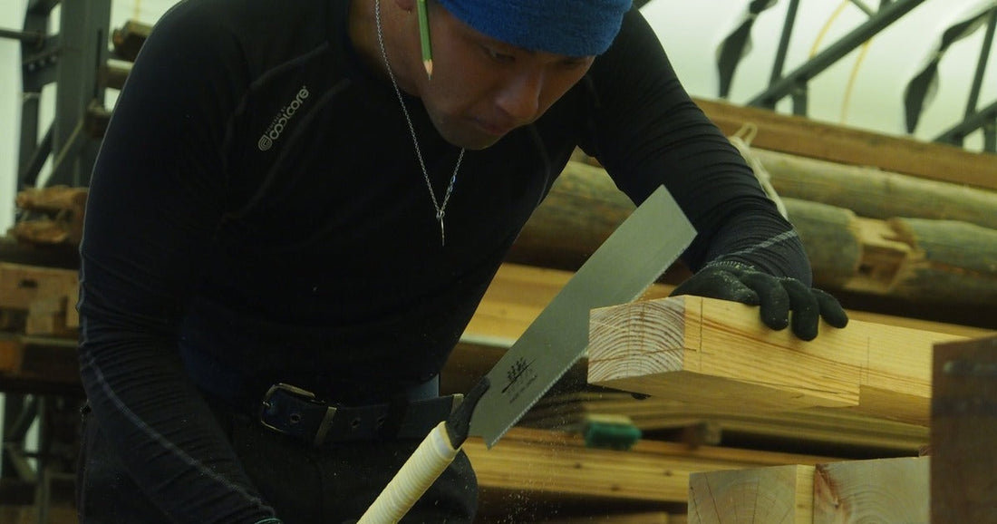 The Professional Standard: Why Japan’s Master Carpenters Still Rely on the Pull Saw